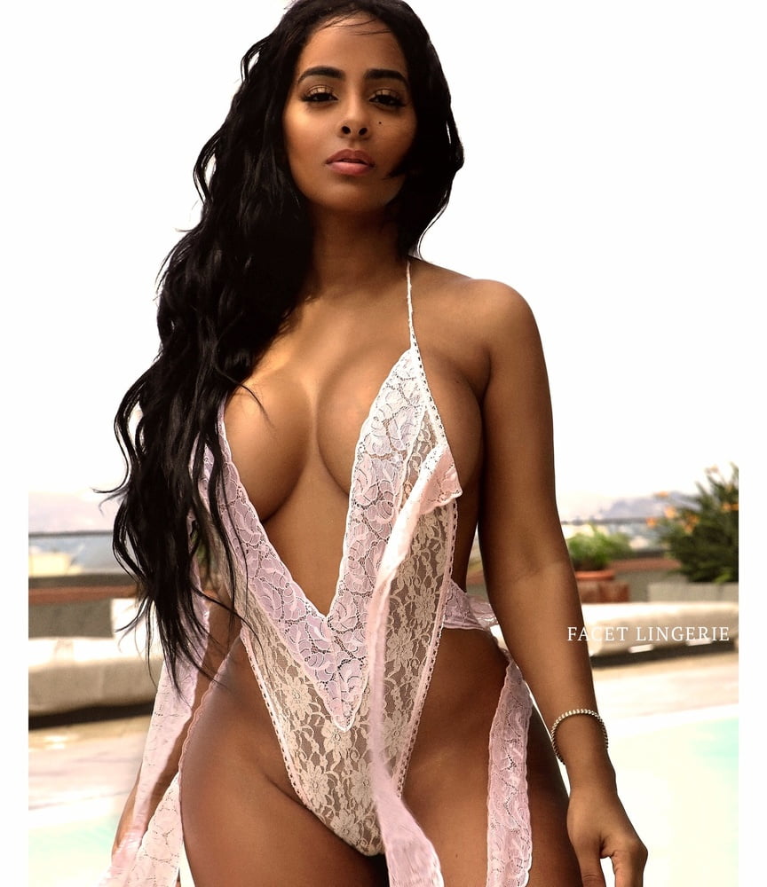 ayisha diaz dominican hot model